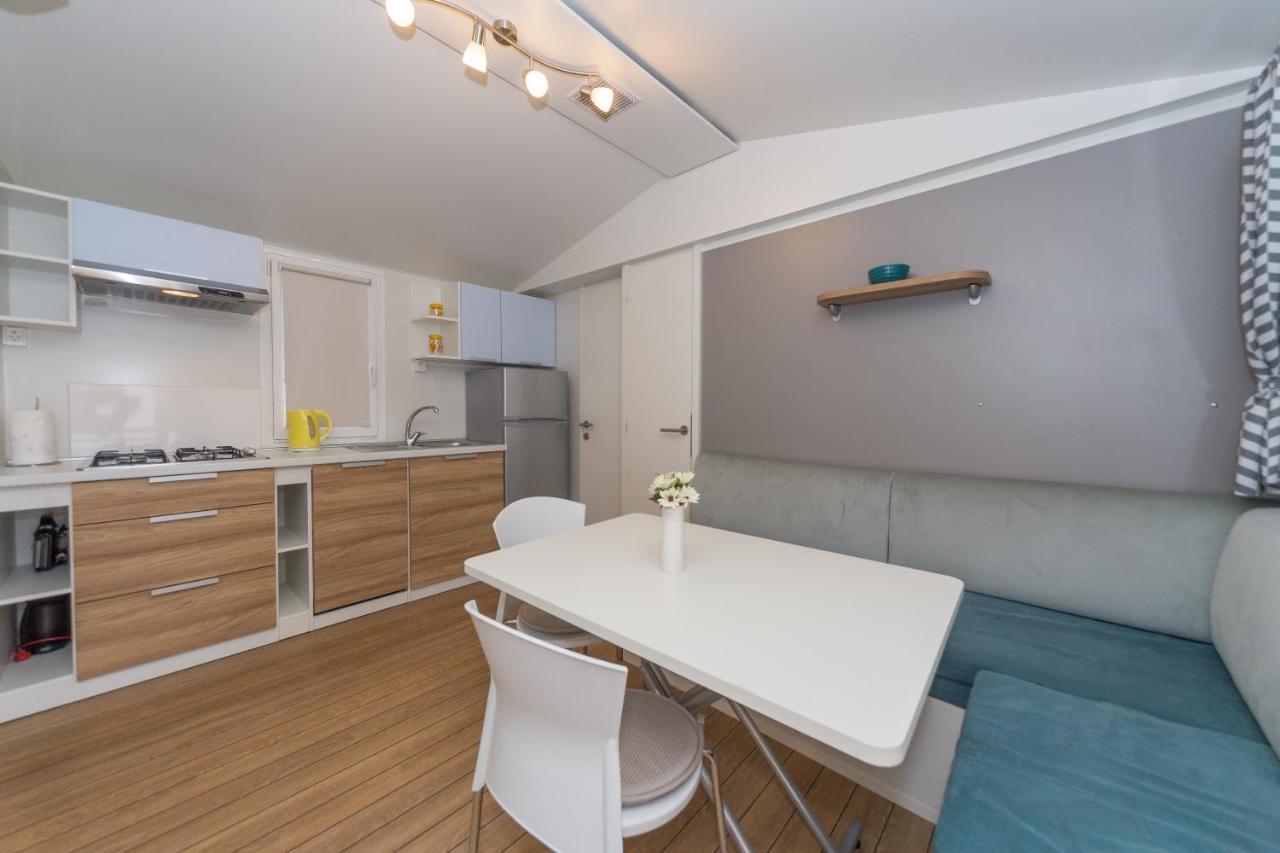 Mobile Homes Crystal 비오그라드나모루 외부 사진