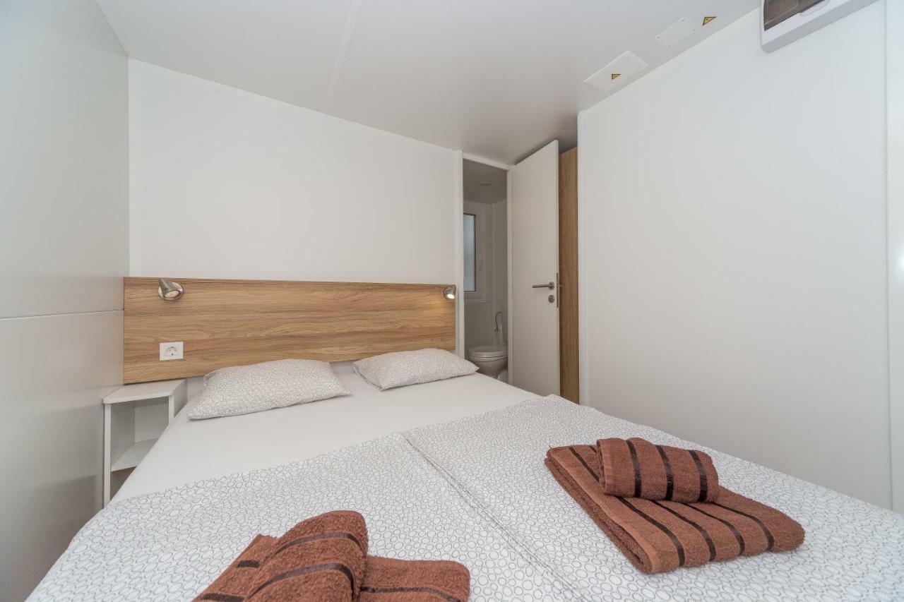 Mobile Homes Crystal 비오그라드나모루 외부 사진
