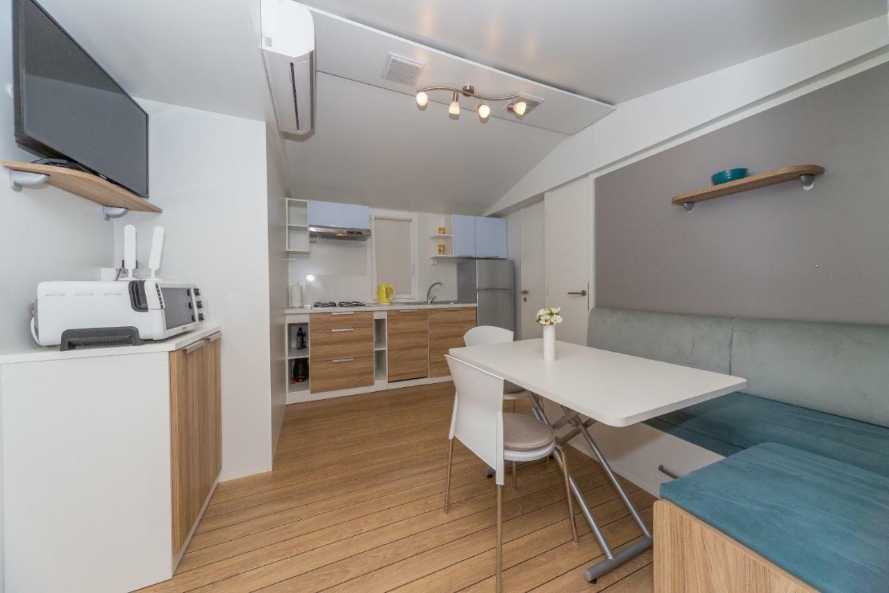 Mobile Homes Crystal 비오그라드나모루 외부 사진
